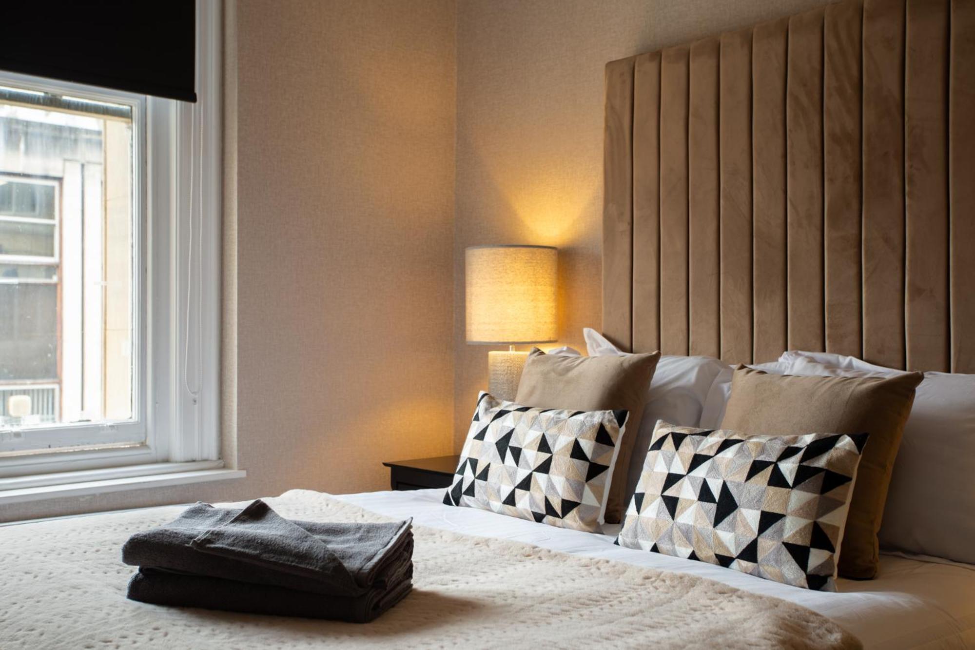 Crown Street Aparthotel Halifax Extérieur photo